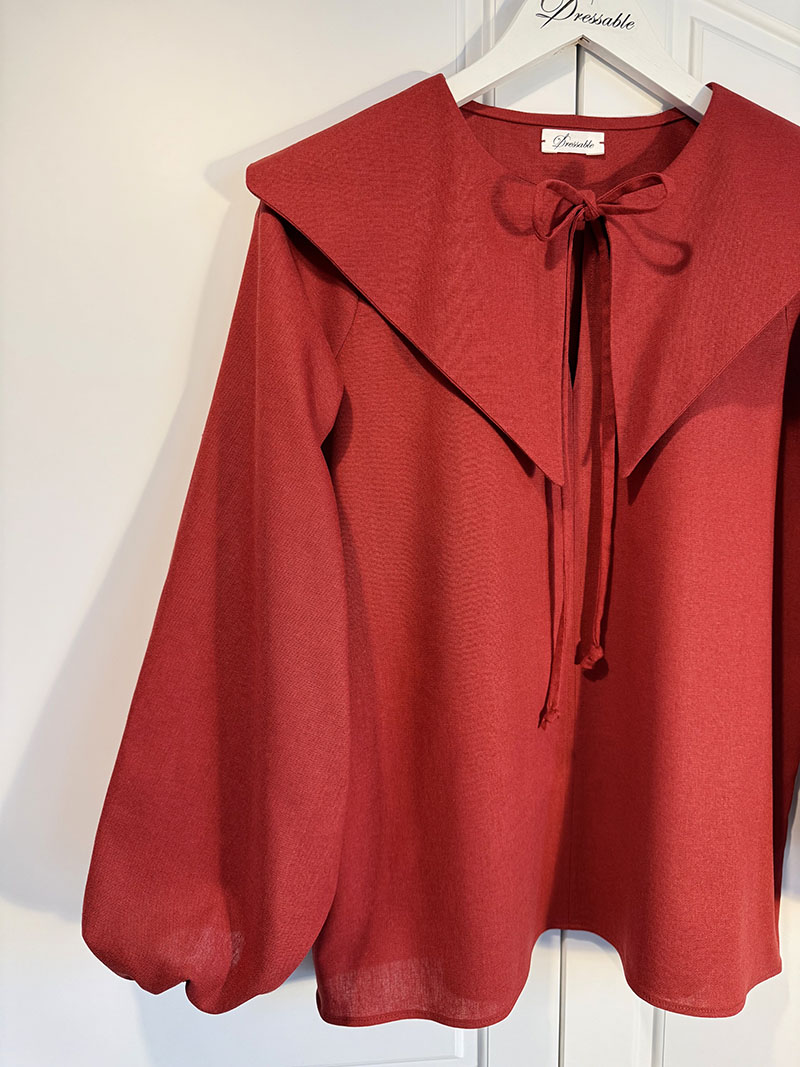 Bluza cu guler ascutit mare - imagine 2